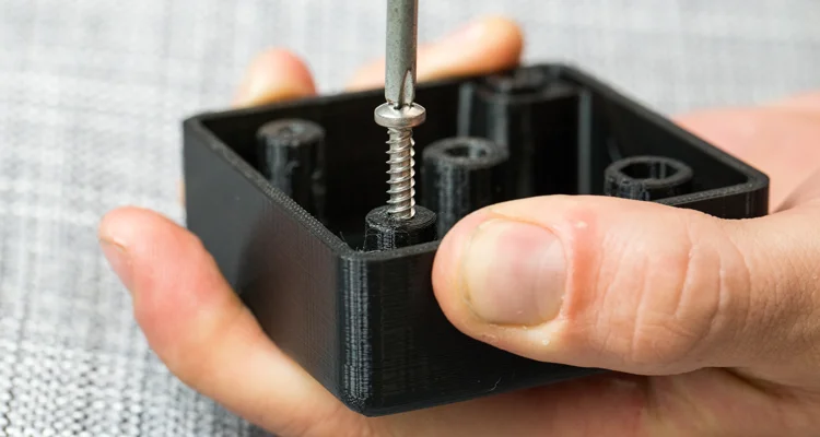 Installation of self-tapping screws for 3D printed parts installation - Fictiv Installation of self-tapping screws for 3D printed parts installation