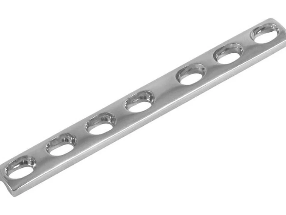 bone-plate - Fictiv CNC machined SS316L bone plate