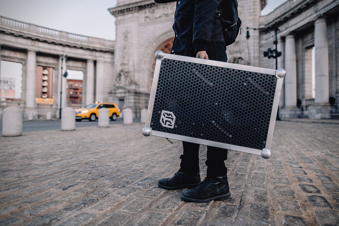 SOUNDBOKS speaker