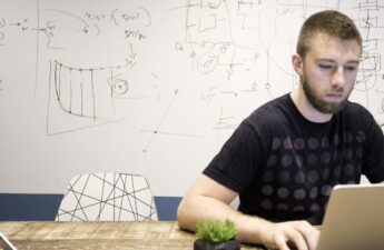 HWStartups Slack Community AMA with Fictiv CEO Dave Evans HWStartups Slack Community AMA with Fictiv CEO Dave Evans