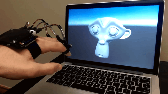 Manipulating objects with 3D modeling tools