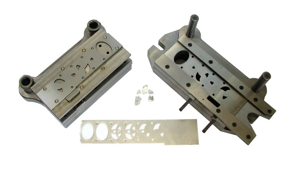 manufacturing-efficiency-image04 - Fictiv A stamped sheet metal part