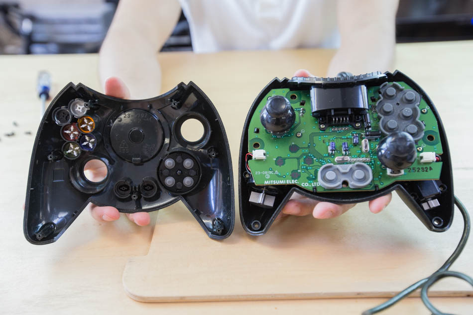 Teardown: XBox 360 USB Controller