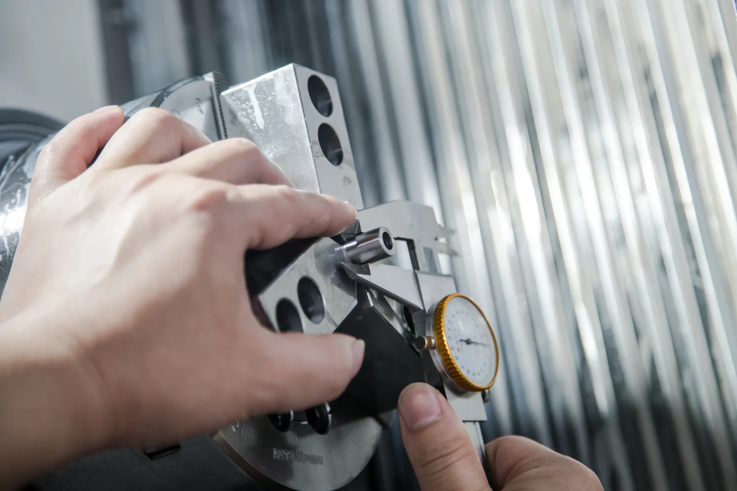CNC-part-measurement-1 - Fictiv All Fictiv CNC parts are inspected for critical dimensions using hand metrology at no additional charge. Inspections are verified by Fictiv Quality Engineers