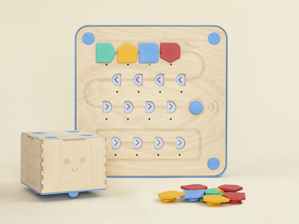 Cubetto - Fictiv Cubetto