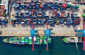4 Essential Tactics for Supply Chain Risk Management 4 Essential Tactics for Supply Chain Risk Management