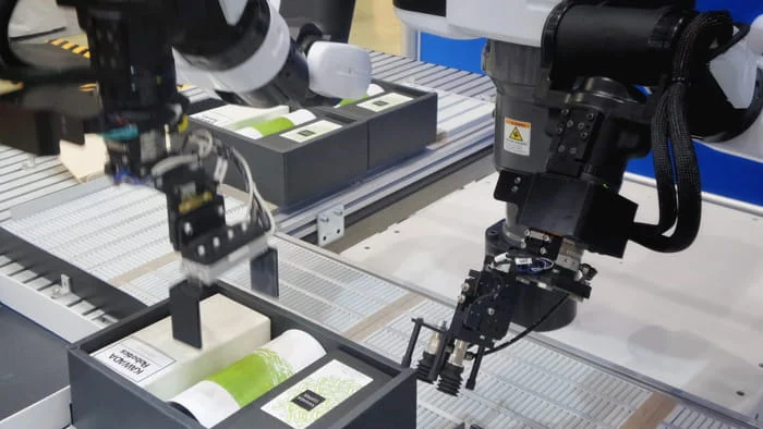 iot-enabled-in-plant-automation-min - Fictiv