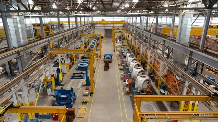 manufacturing-plant-floor-min - Fictiv