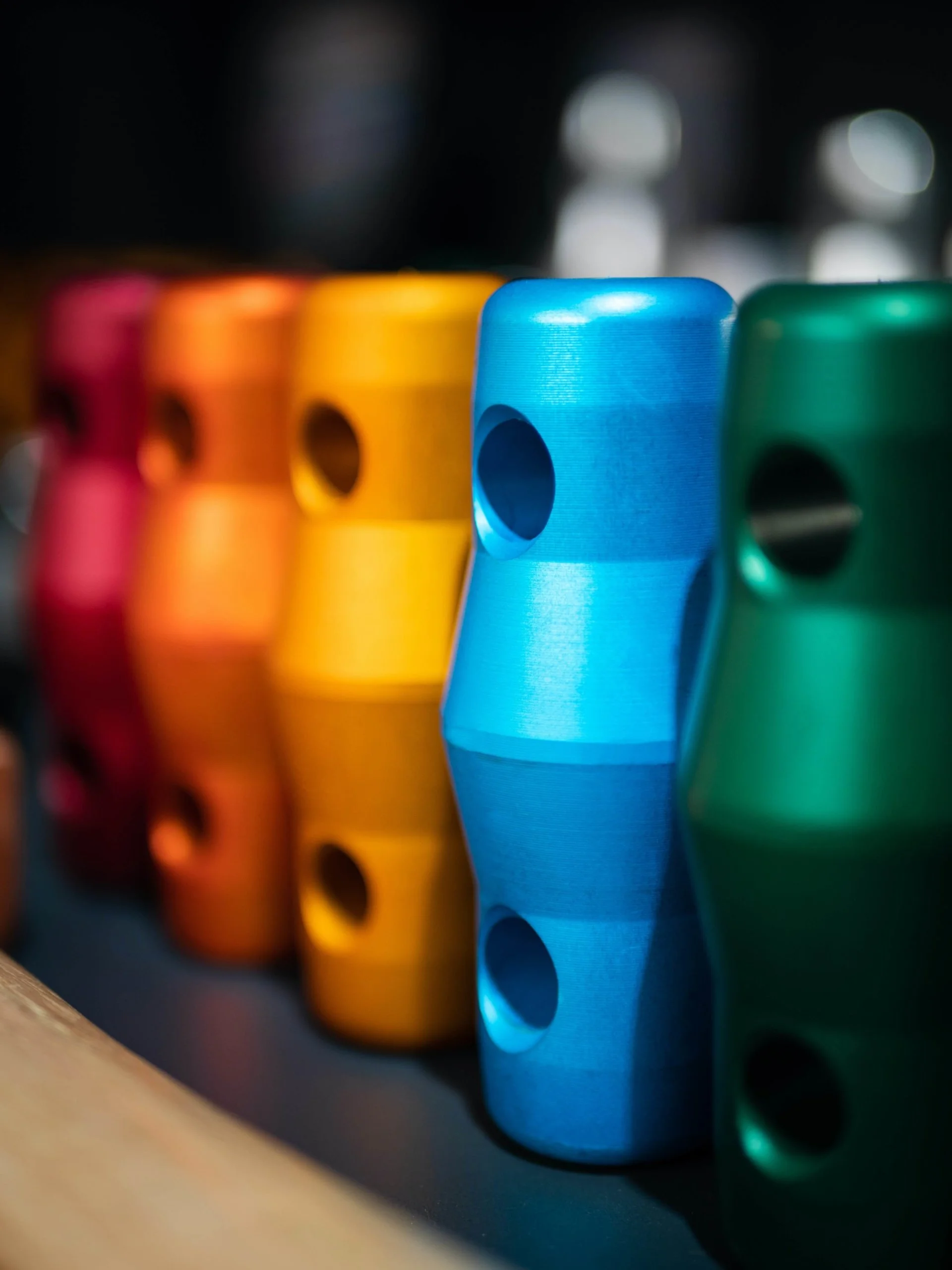 cnc machined anodized aluminum - Fictiv anodized aluminum parts of various colors