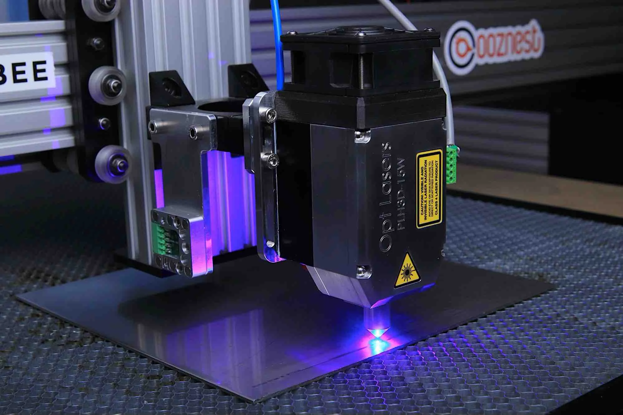 fictiv3image3 - Fictiv a laser cutting machine