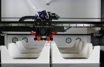 Enhance Your 3D Printing Workflow With CNC Machining in Post-Processing Enhance Your 3D Printing Workflow With CNC Machining in Post-Processing