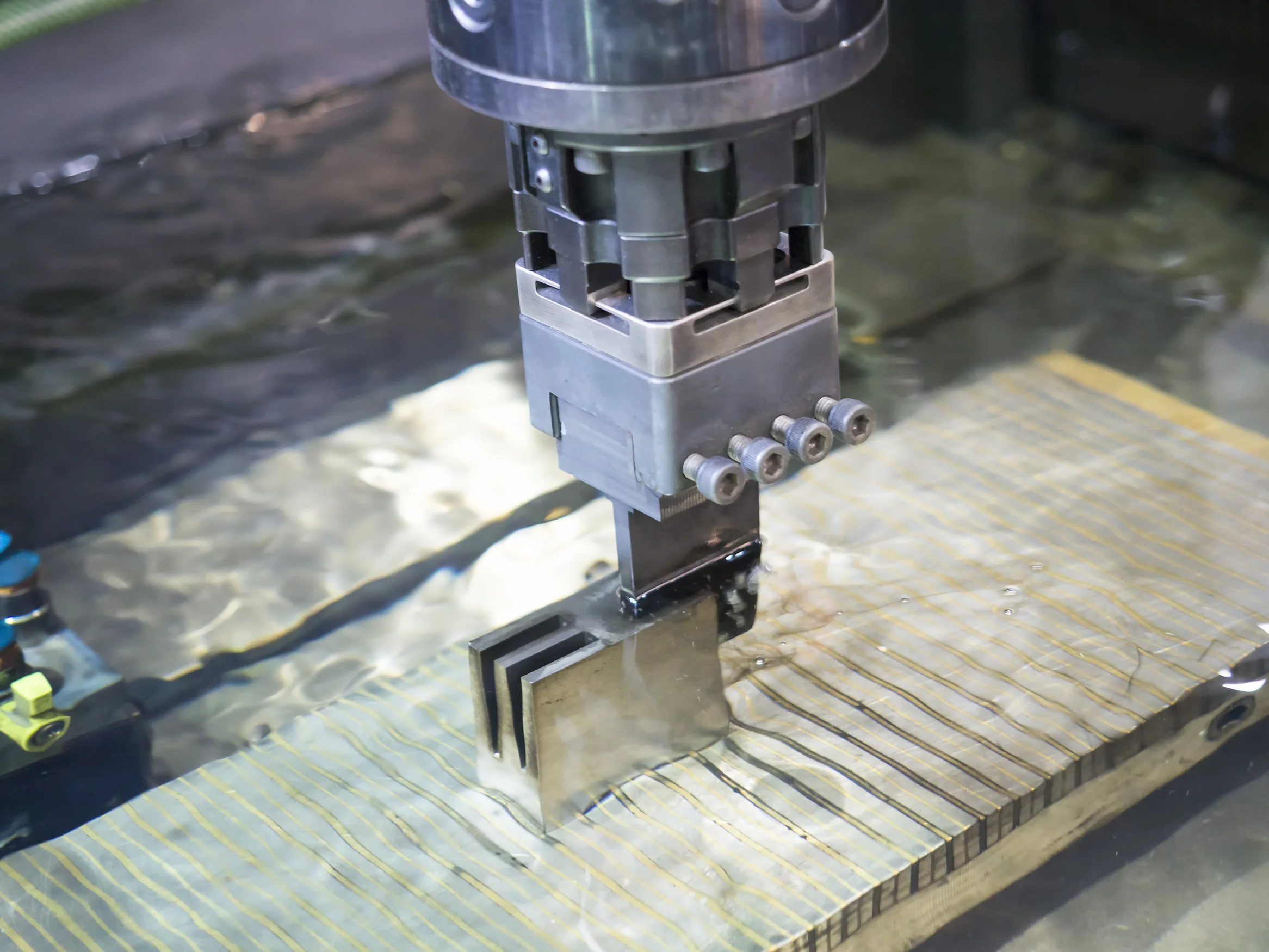 Operator,Use,Copper,Edm,Electrod,To,Make,Precision,Mold,And - Fictiv Sinker Electrical Discharge Machining Example Image