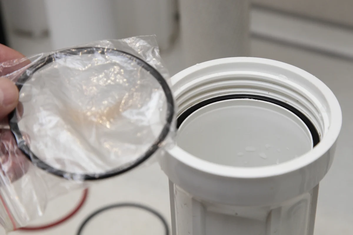 new-oring-sealing-replace-on-water - Fictiv