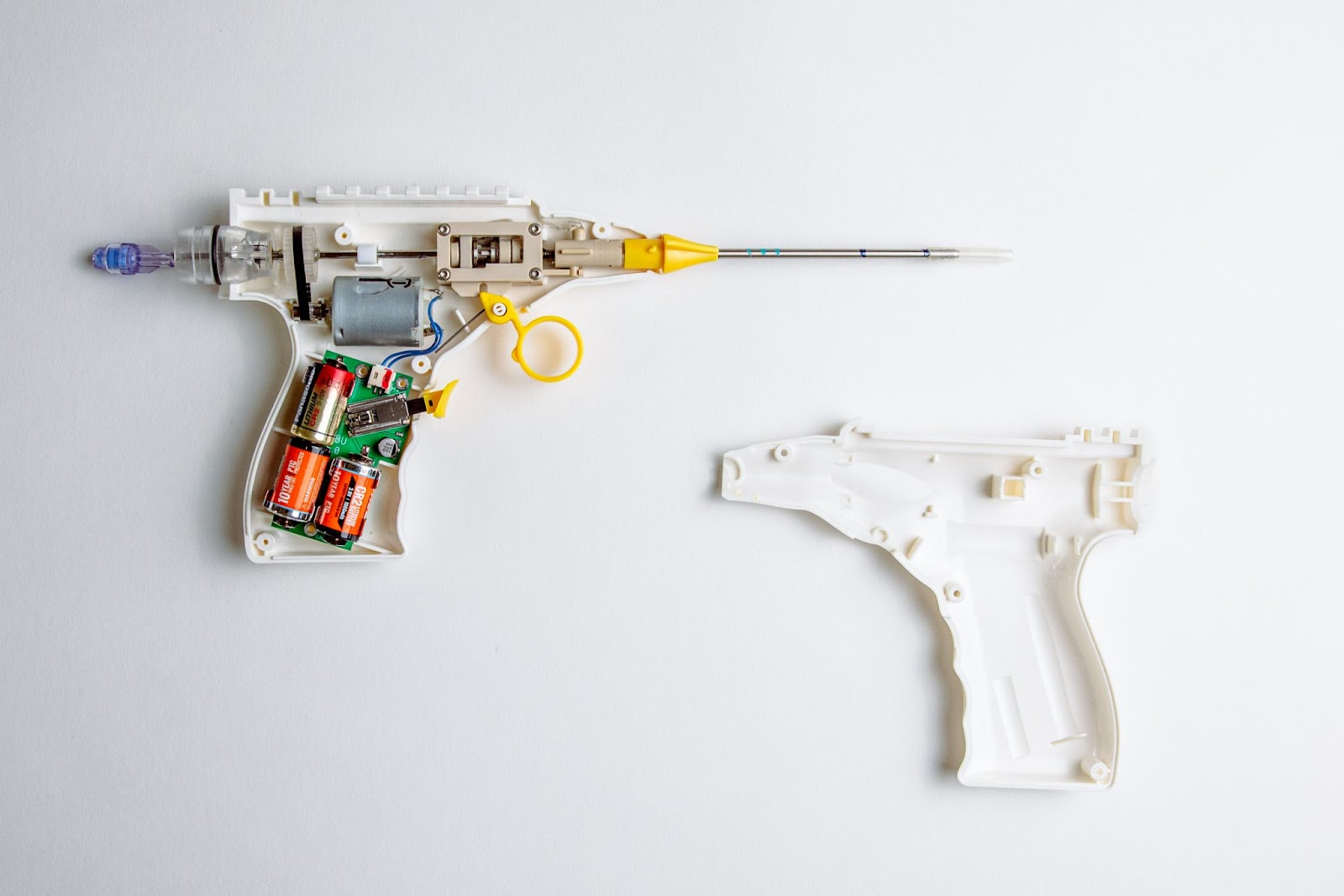 Fictiv has helped many industrial designers bring their products from design to conceptualization; pictured is a devices for advanced biopsy diagnostics and cardiovascular intervention procedures using TransMed7’s Zero5® technology