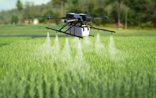 drone-in-grass-field - Fictiv drone in grass field