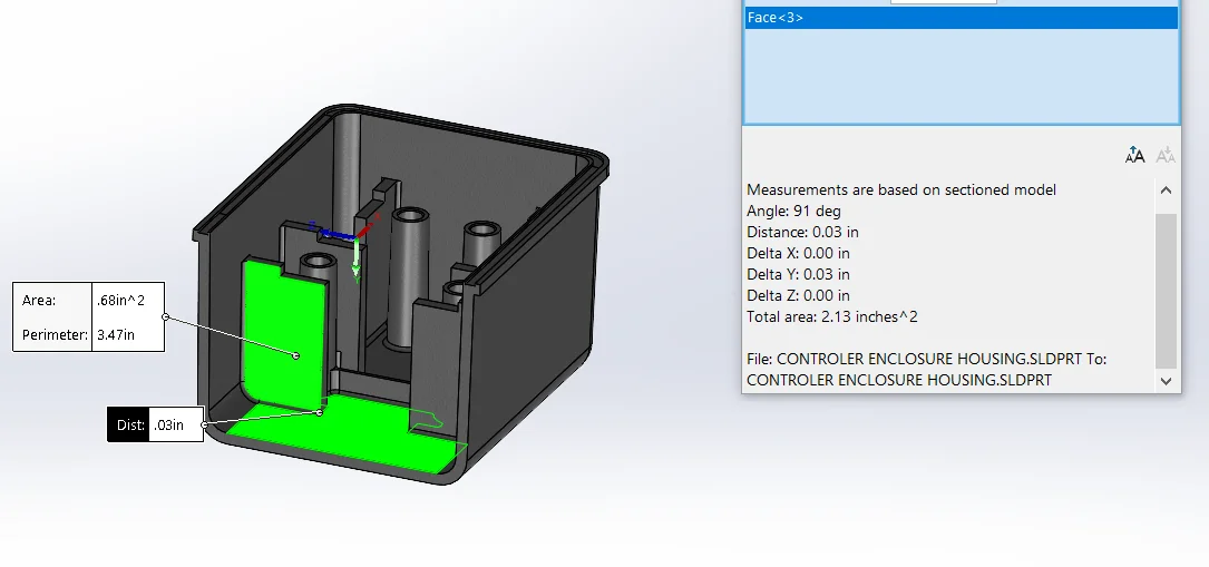 Parting lines on an injection molded 3D solid model