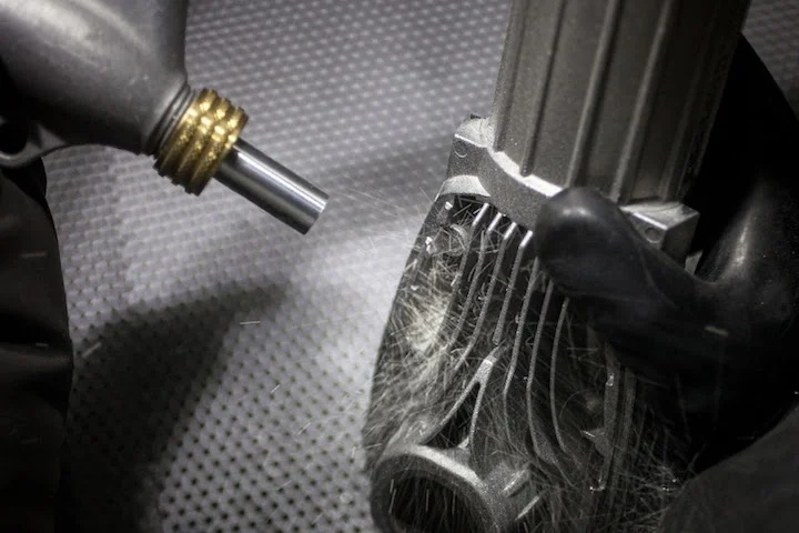blasting-a-plastic-part - Fictiv blasting a plastic part