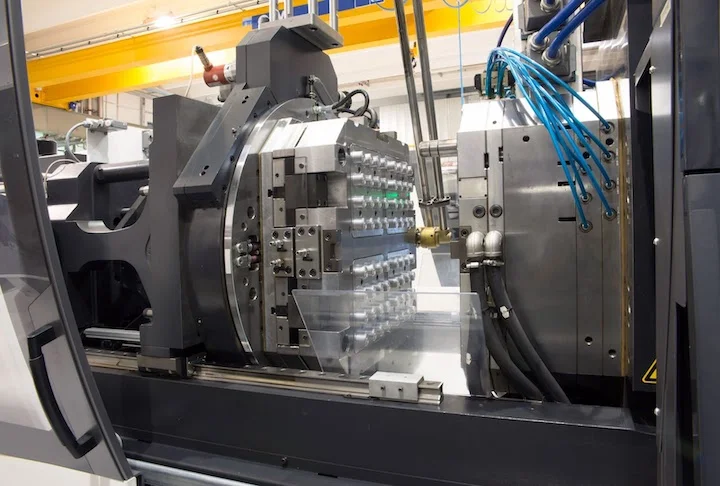plastic injection molding with nylon