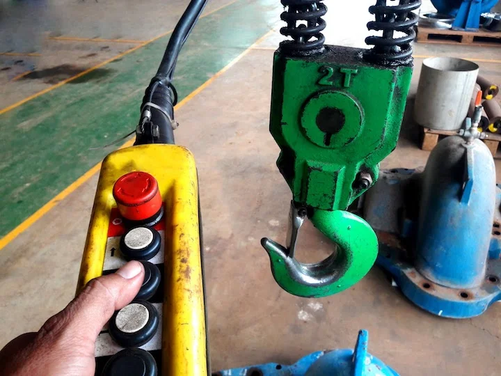 large-parts-require-large - Fictiv large parts require large, heavy duty handling equipment