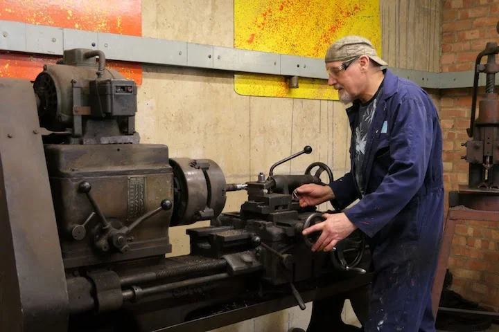 mick-henson - Fictiv digital manufacturing
