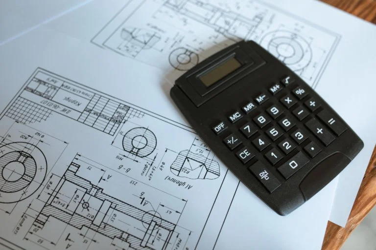 Polystyrene injection molding design