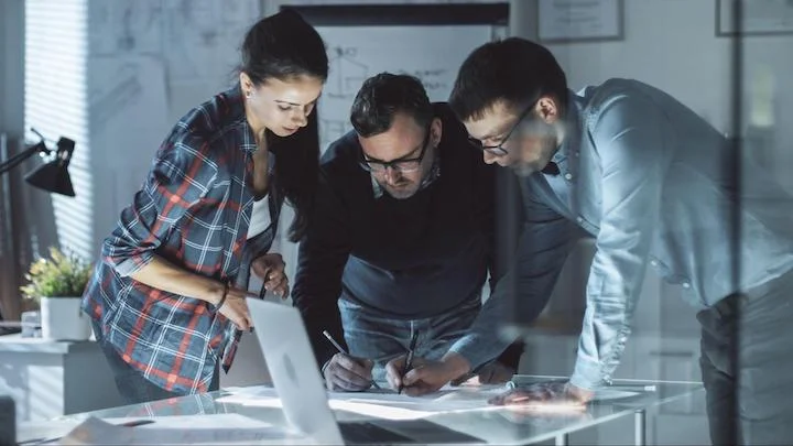 Reviewing engineering - Fictiv Reviewing engineering change orders