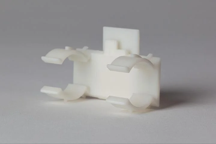 Fictiv 3D printed Accura 25 part