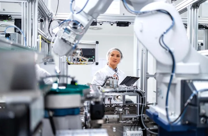 35 Manufacturing Industry Statistics and Trends