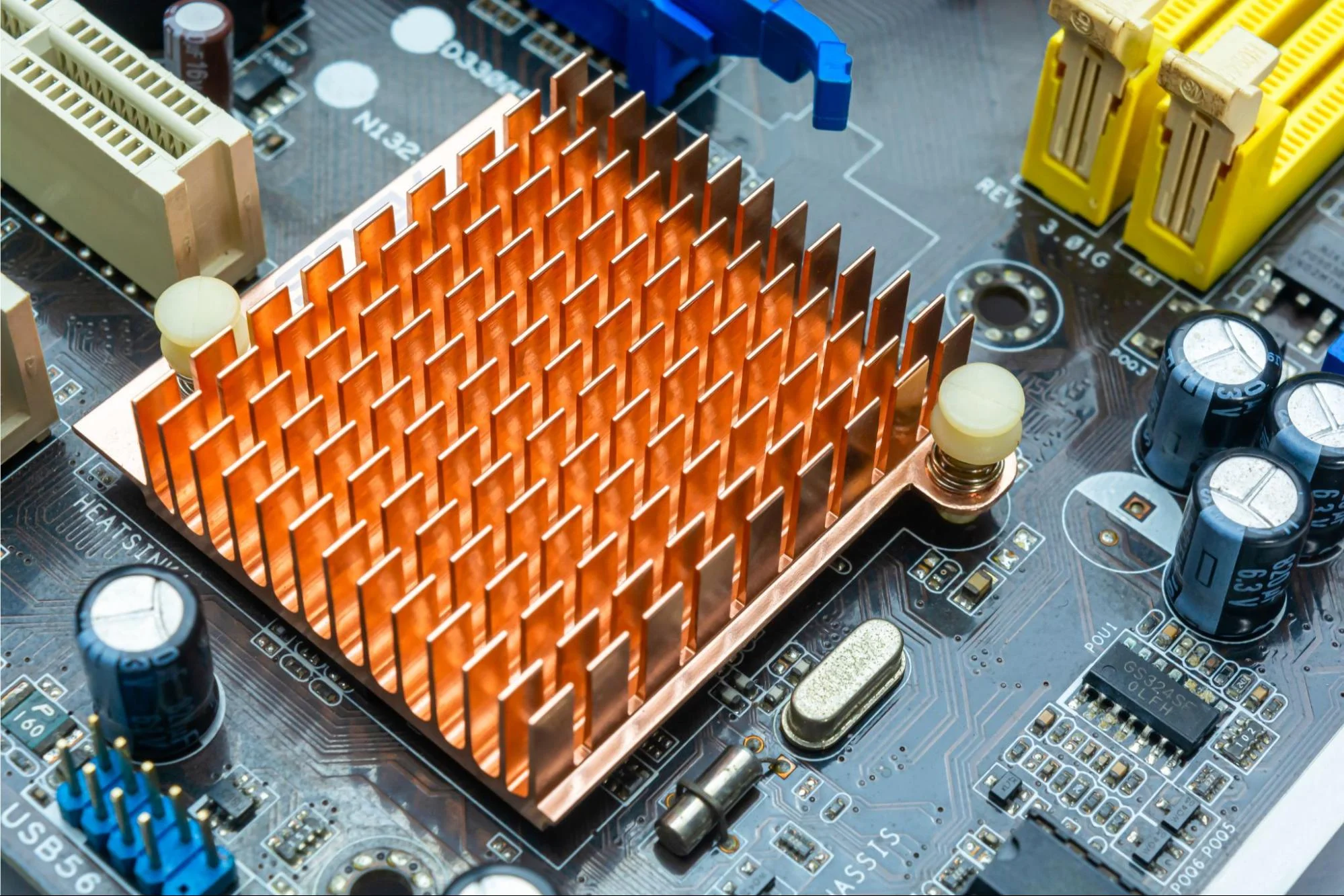 copper types sink - Fictiv A copper heat sink on a computer motherboard