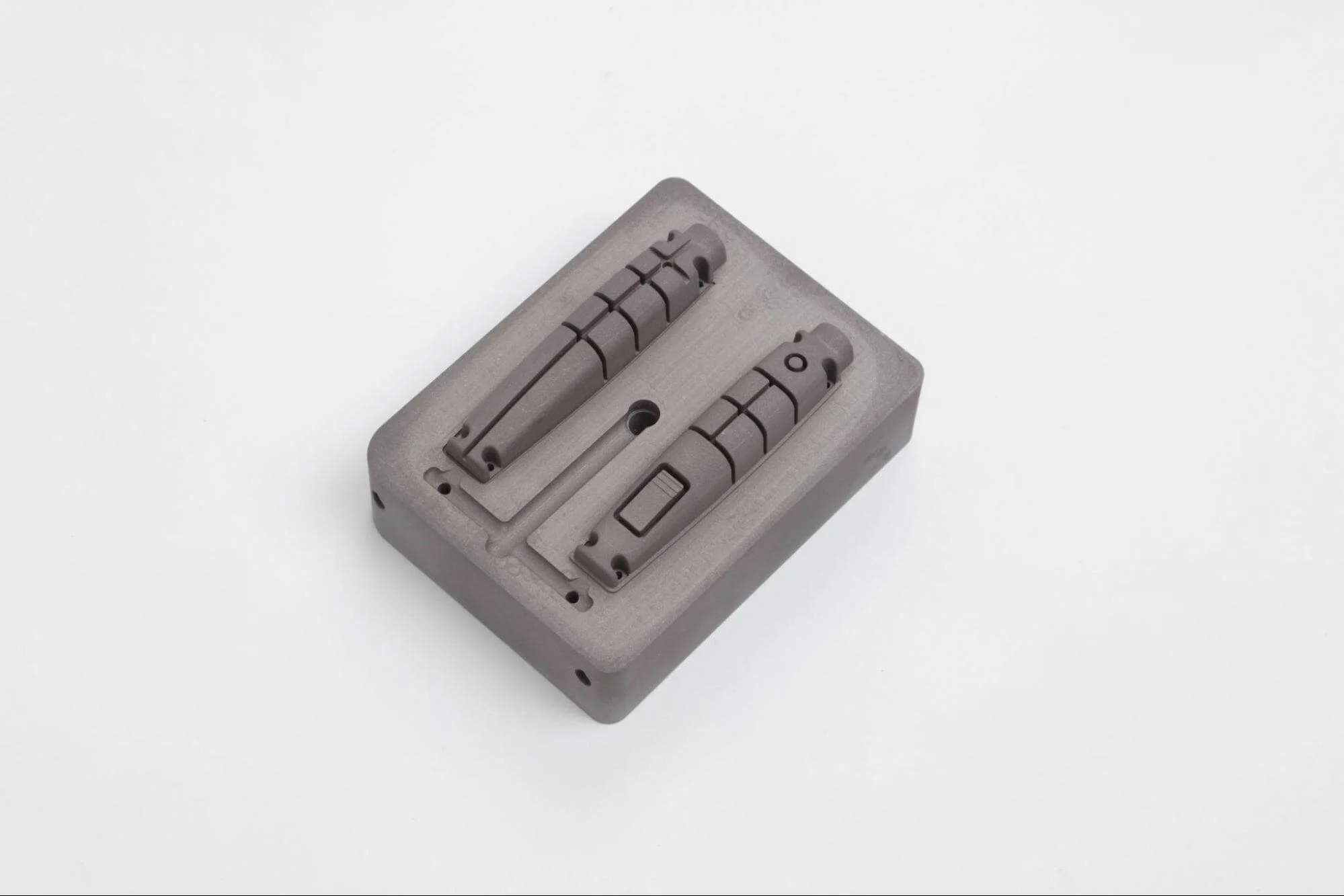 Mantle3D printed metal insert for injection molding.