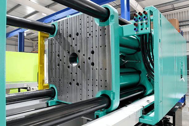 Rapid injection molding machine