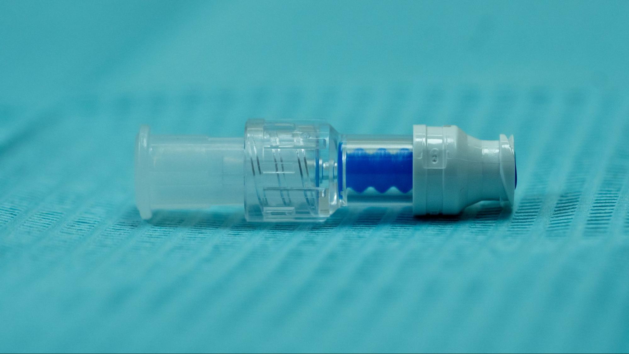micro injection molding medical - Fictiv Medical products like catheter components and implants use micro molding
