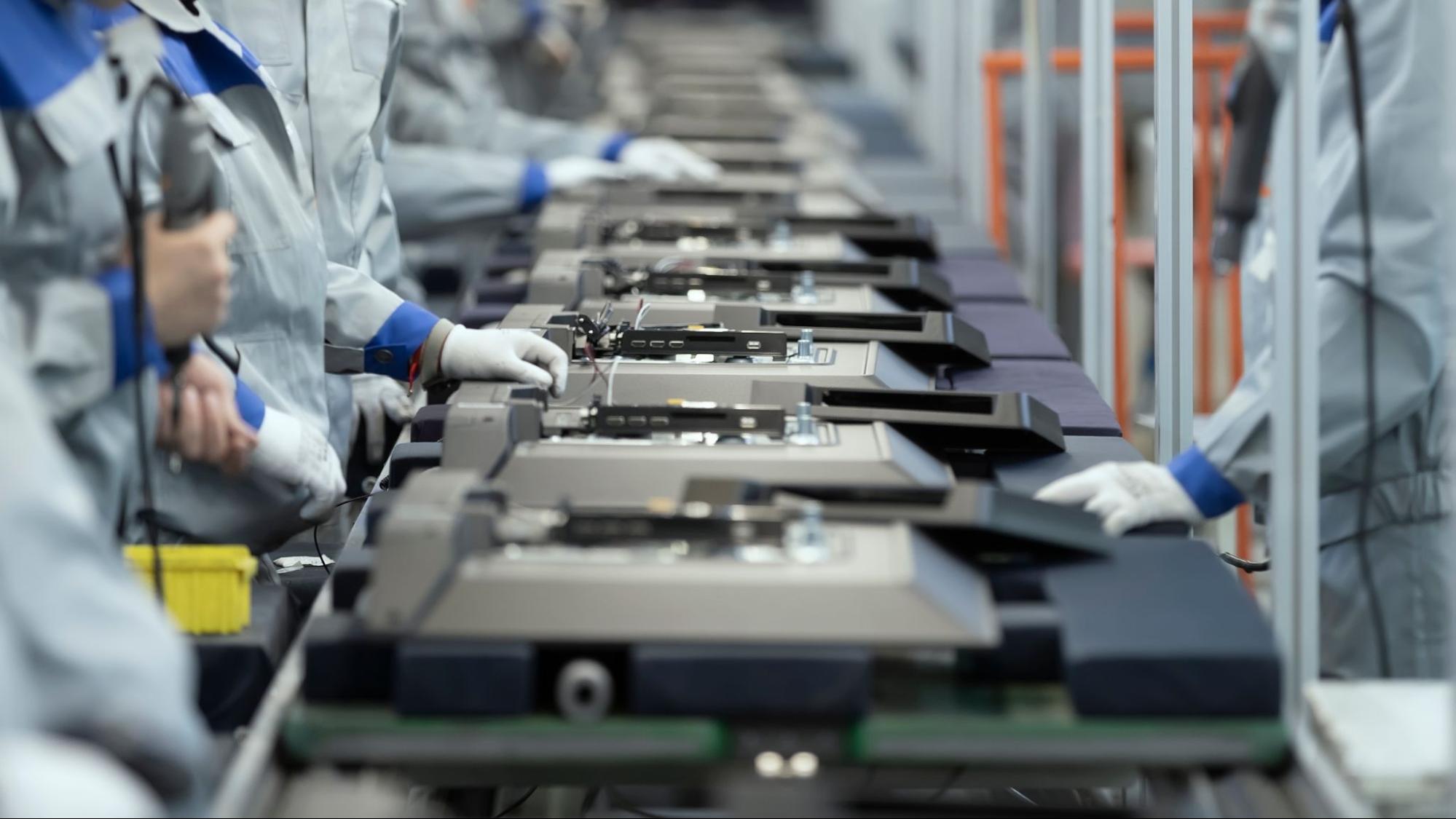 six sigma quality - Fictiv Lean manufacturing line applying six sigma principles for quality.