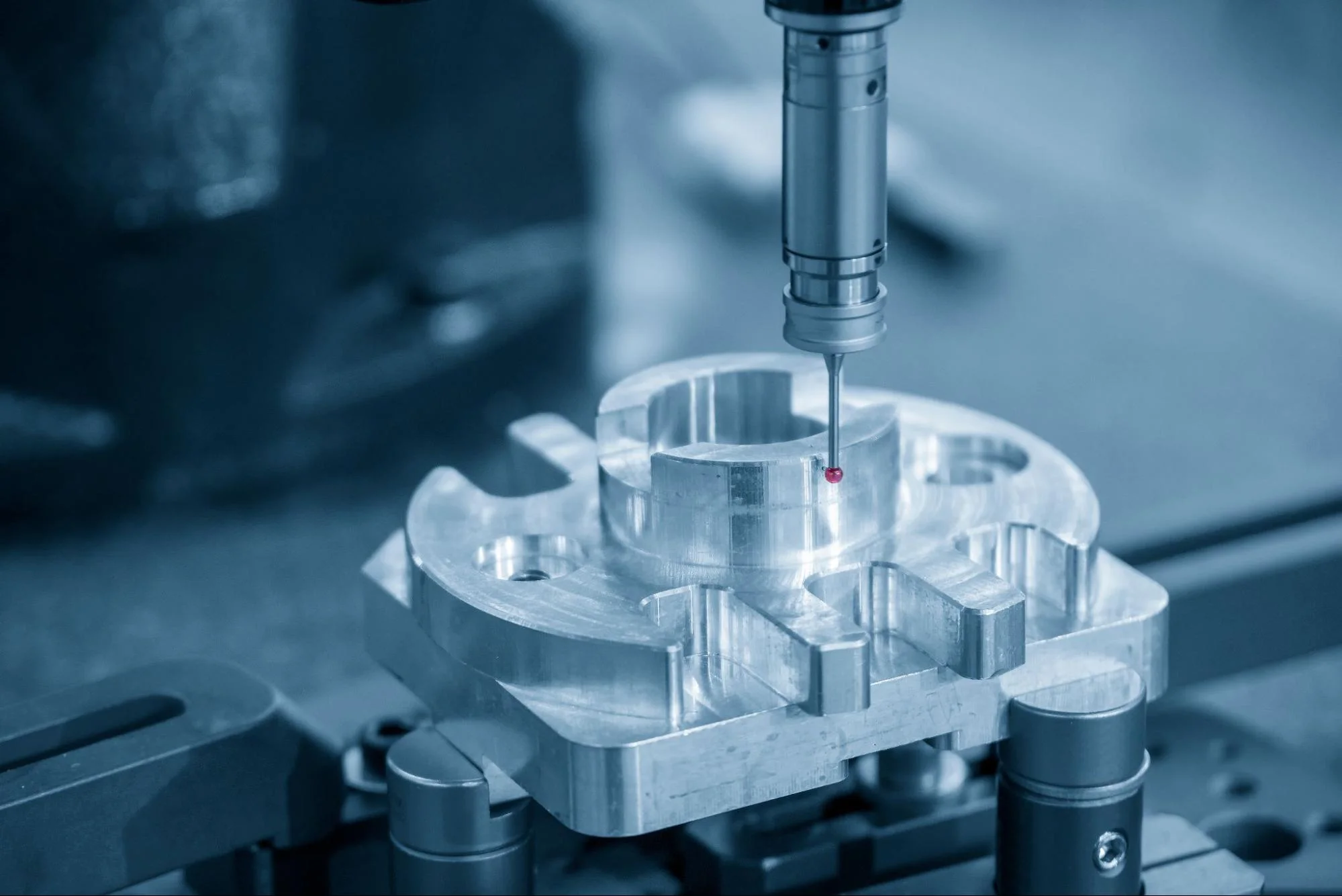 fai machine - Fictiv A coordinate measuring machine (CMM) being used for first article inspection (FAI)