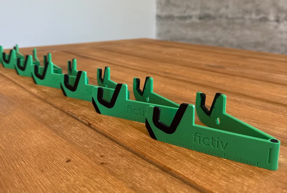 FictivMade Final Parts - Fictiv Fictiv Made multi-tool phone stand final parts