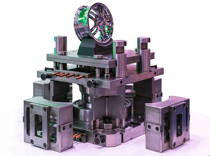 LPDC mold and part - Fictiv low pressure die casting mold and metal wheel