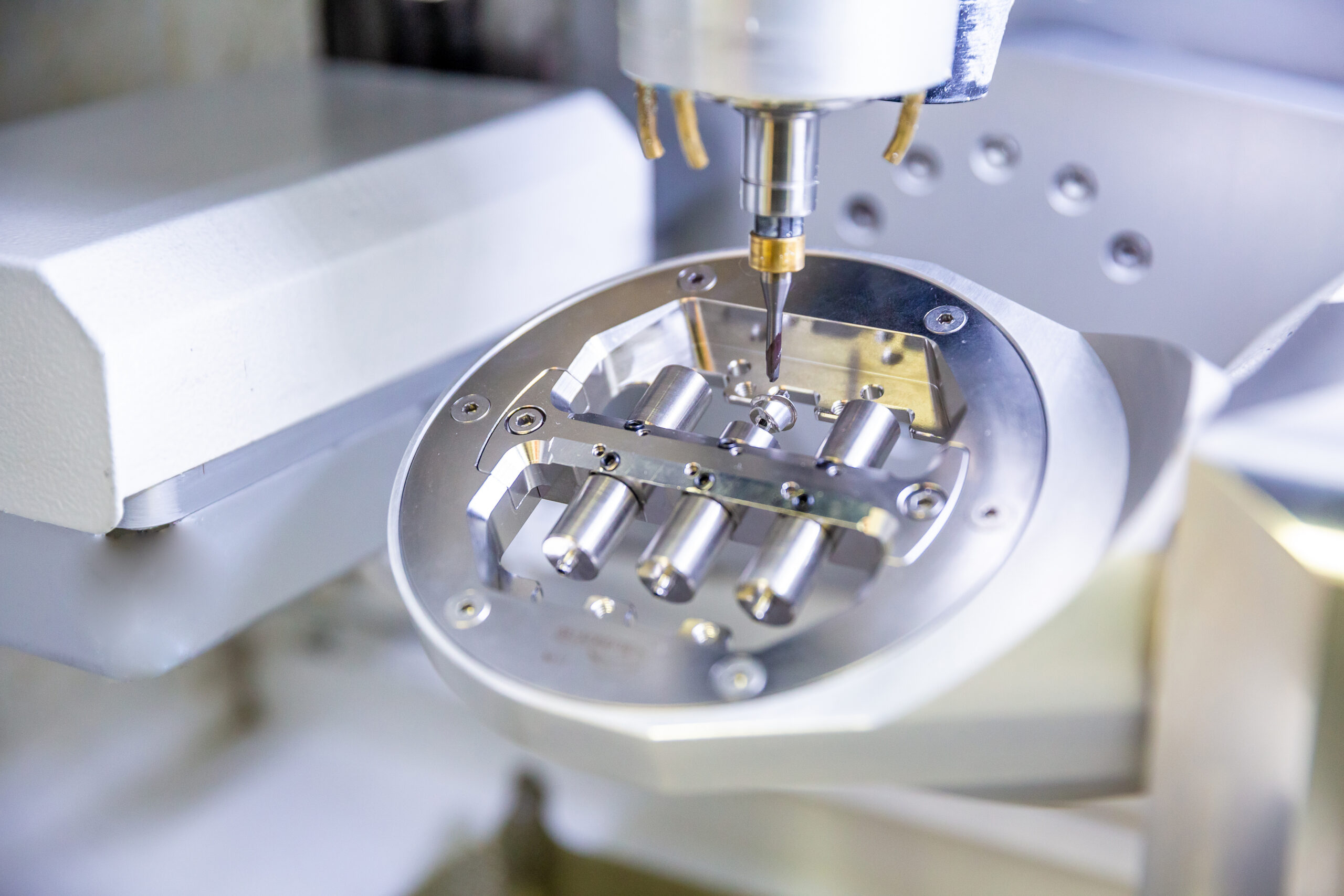 CNC Machining for Medical Devices: Materials, Tolerances, and Design Considerations